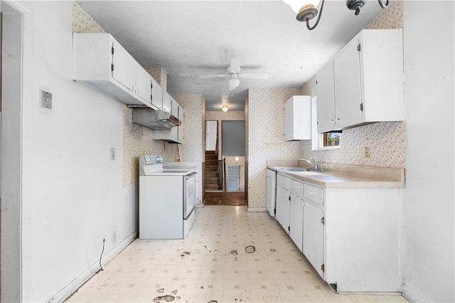 4424 Twin Creek Drive NE, Kennesaw, GA 30144