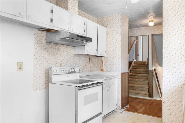 4424 Twin Creek Drive NE, Kennesaw, GA 30144