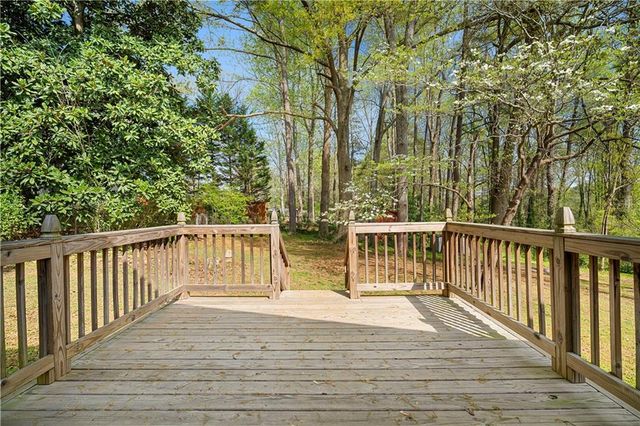 4424 Twin Creek Drive NE, Kennesaw, GA 30144