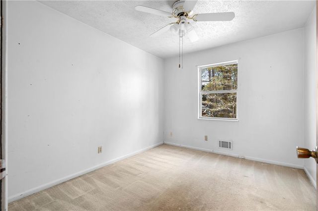 4424 Twin Creek Drive NE, Kennesaw, GA 30144