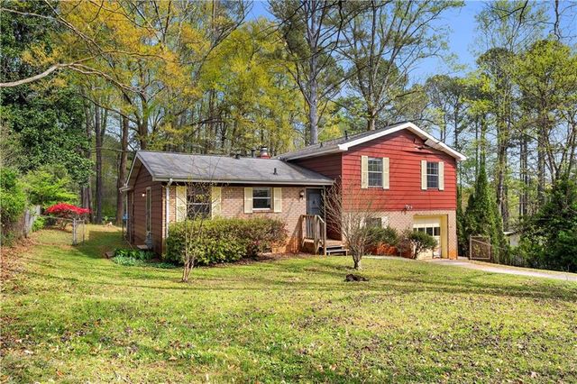 4424 Twin Creek Drive NE, Kennesaw, GA 30144