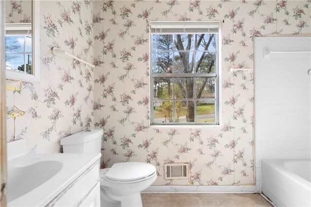 4424 Twin Creek Drive NE, Kennesaw, GA 30144