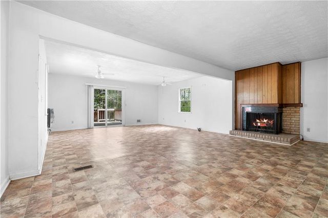 4424 Twin Creek Drive NE, Kennesaw, GA 30144