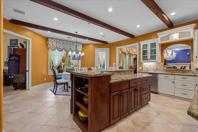 1252 Briar Creek Drive, Friendswood, TX 77546