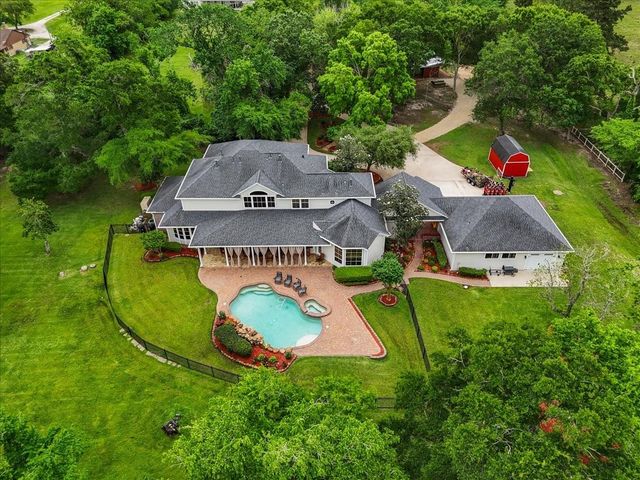 1252 Briar Creek Drive, Friendswood, TX 77546