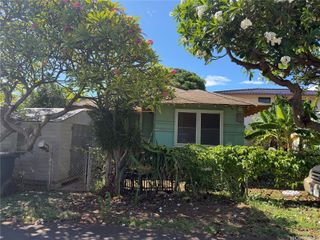 3258 Hoolulu Street, Honolulu, HI 96815