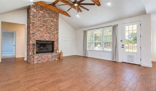 109 Deep Lake CIR, Liberty Hill, TX 78642