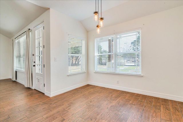 109 Deep Lake CIR, Liberty Hill, TX 78642