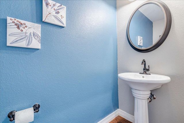 109 Deep Lake CIR, Liberty Hill, TX 78642
