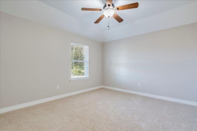 109 Deep Lake CIR, Liberty Hill, TX 78642