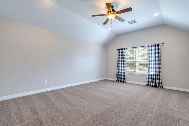 109 Deep Lake CIR, Liberty Hill, TX 78642