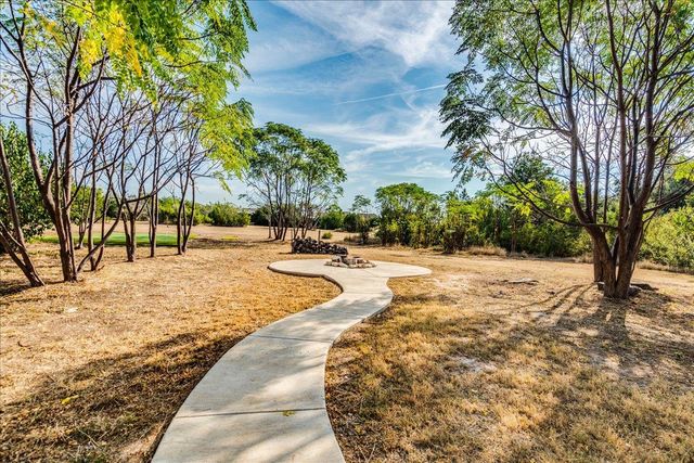 109 Deep Lake CIR, Liberty Hill, TX 78642