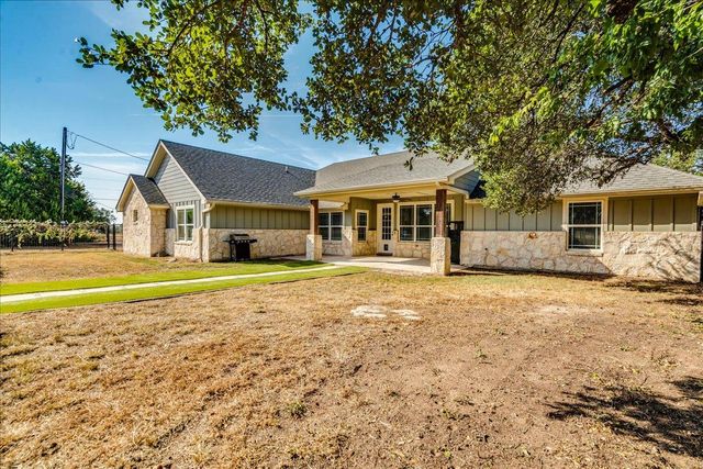 109 Deep Lake CIR, Liberty Hill, TX 78642