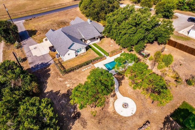109 Deep Lake CIR, Liberty Hill, TX 78642