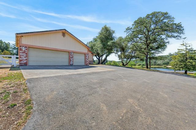 3231 Stagecoach Rd, Placerville, CA 95667