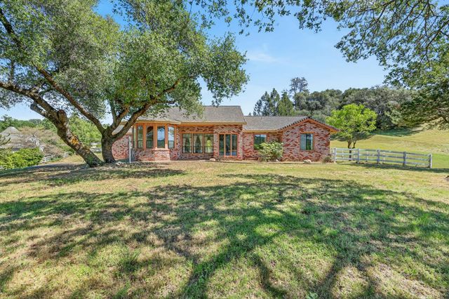 3231 Stagecoach Rd, Placerville, CA 95667