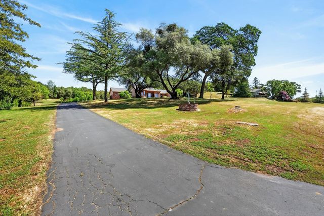 3231 Stagecoach Rd, Placerville, CA 95667