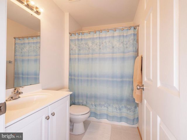 301 MONROE POINT DR, Colonial Beach, VA 22443