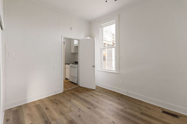 133 W 13TH Street, Davenport, IA 52803