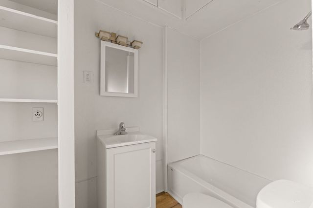 133 W 13TH Street, Davenport, IA 52803