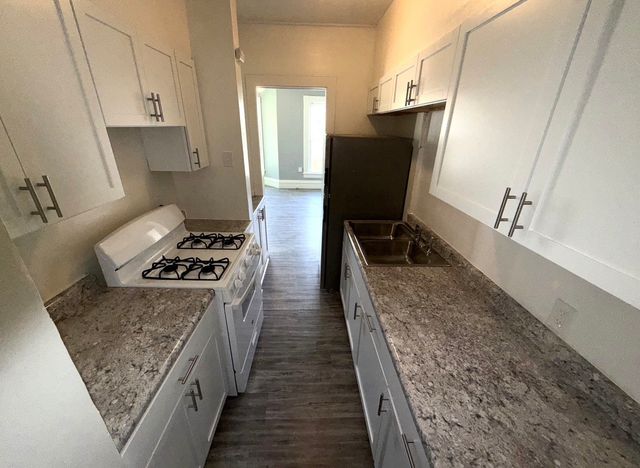 133 W 13TH Street, Davenport, IA 52803