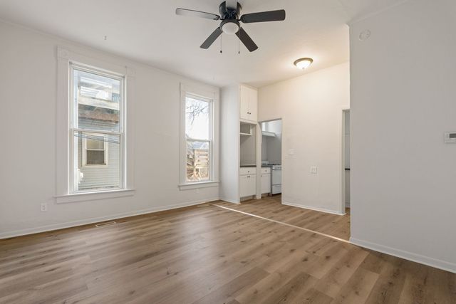 133 W 13TH Street, Davenport, IA 52803