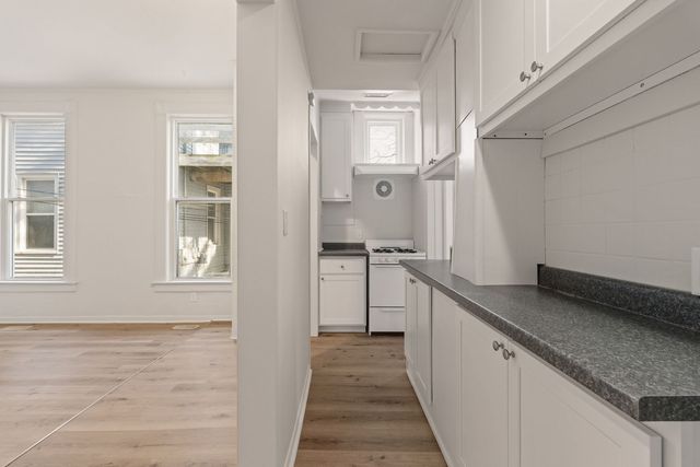 133 W 13TH Street, Davenport, IA 52803