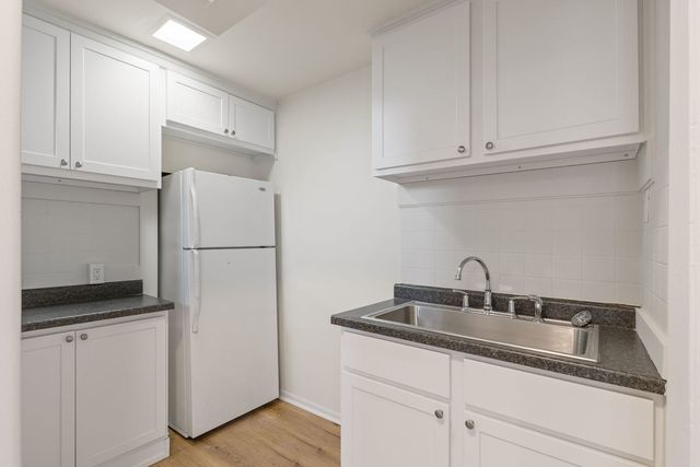 133 W 13TH Street, Davenport, IA 52803