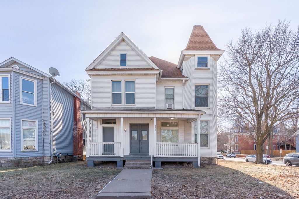 133 W 13TH Street, Davenport, IA 52803