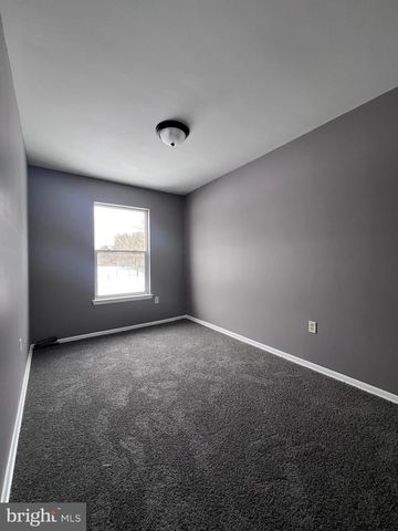 120 HOPKINS CT, Newark, DE 19713