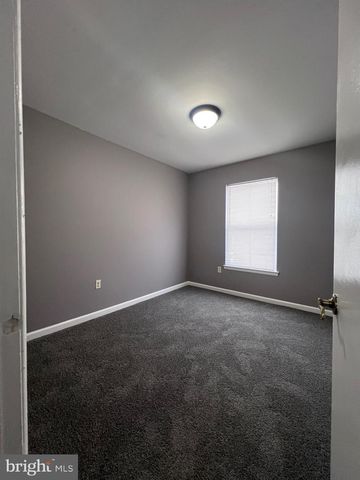 120 HOPKINS CT, Newark, DE 19713