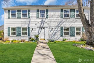 238 Mystic Lane 238N, Monroe, NJ 08831