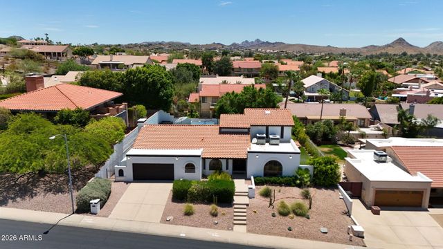 1015 E COUNTRY GABLES Drive, Phoenix, AZ 85002