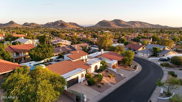 1015 E COUNTRY GABLES Drive, Phoenix, AZ 85002