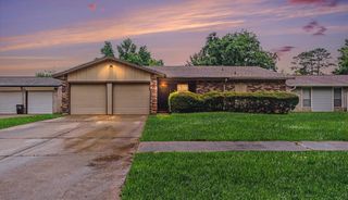 6907 Foxside Lane, Humble, TX 77338