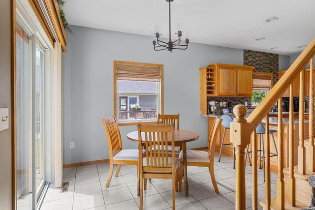 912 Silver DRIVE, Holmen, WI 54636