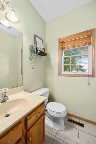 912 Silver DRIVE, Holmen, WI 54636