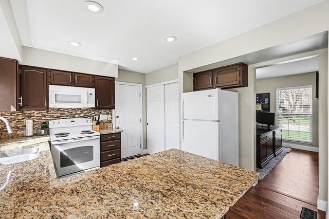 2131 Silverwood Court, Florence, KY 41042