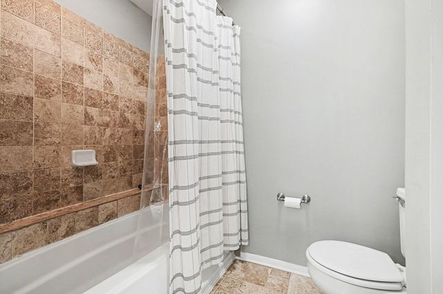 2131 Silverwood Court, Florence, KY 41042