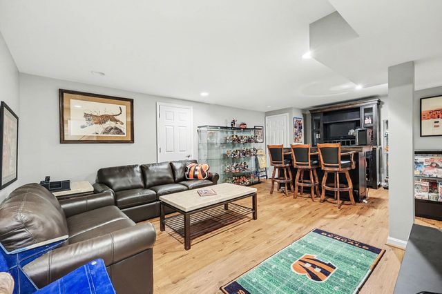 2131 Silverwood Court, Florence, KY 41042