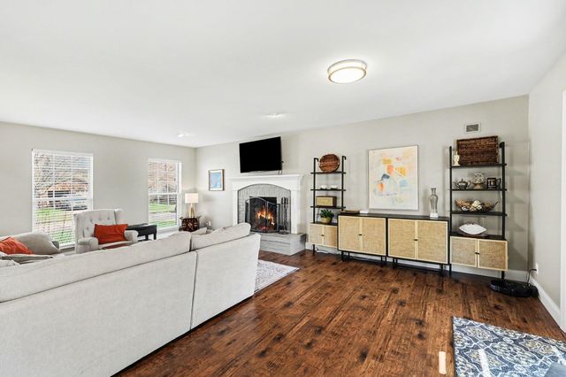 2131 Silverwood Court, Florence, KY 41042