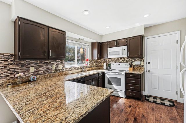 2131 Silverwood Court, Florence, KY 41042