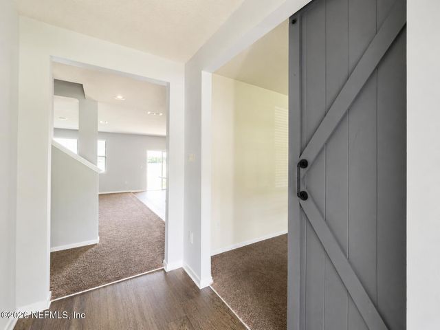 3352 GARDEN BROOK Road, Jacksonville, FL 32208