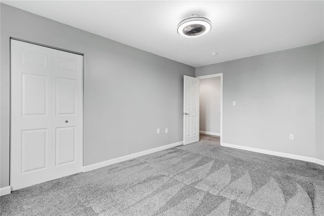 125 Edgewood Drive, New Stanton, PA 15672