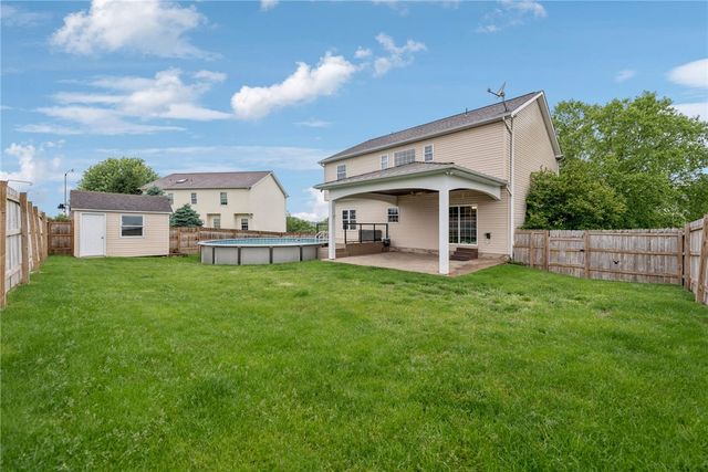 125 Edgewood Drive, New Stanton, PA 15672