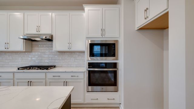 3616 Heartland Dr, Columbia, TN 38401
