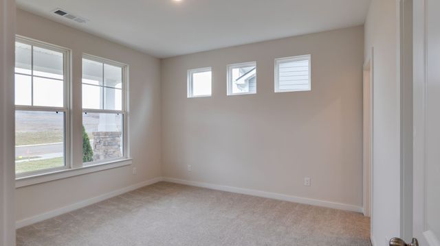 3616 Heartland Dr, Columbia, TN 38401