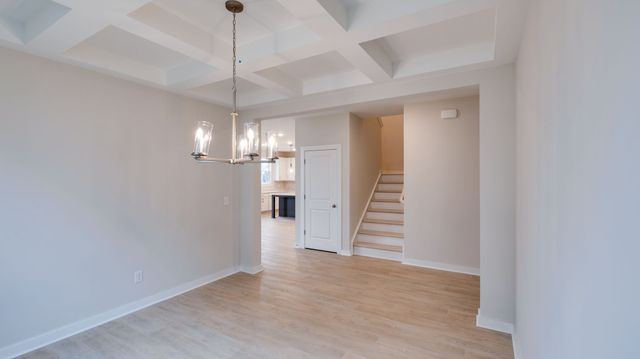 3616 Heartland Dr, Columbia, TN 38401