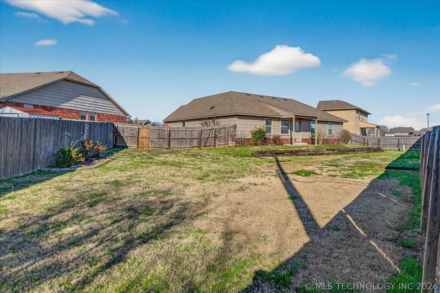 3009 Bryce Circle, Bartlesville, OK 74006