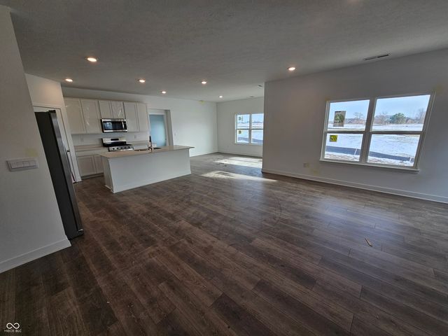 921 Angilee Way, Lebanon, IN 46052